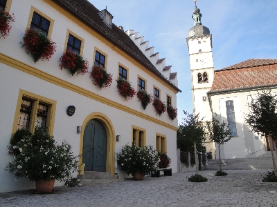 Rathaus aktuell geöffnet!
